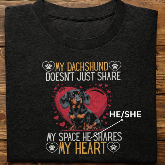 Dachshund : Shares My Heart Tshirt Unisex