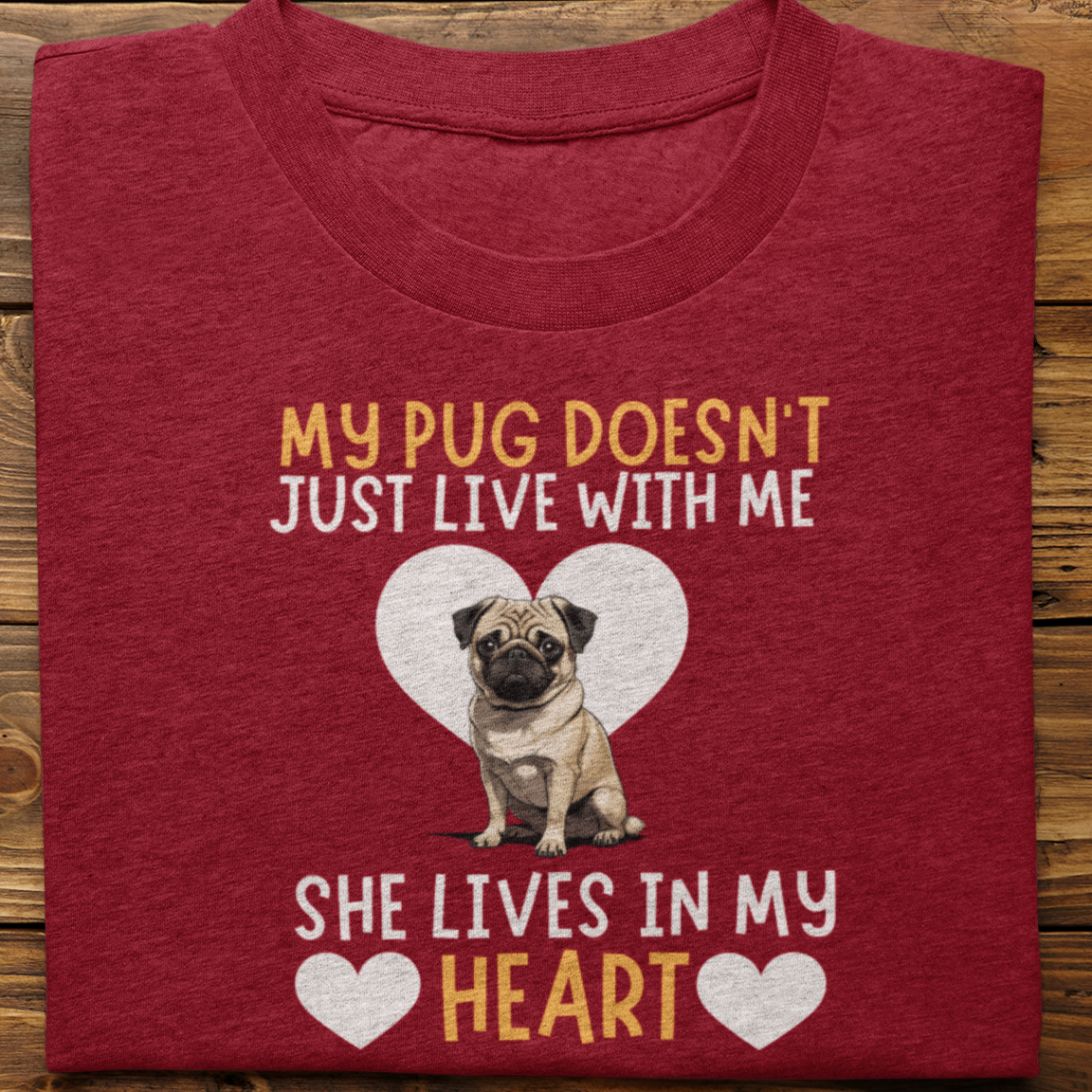 Pug : My Pug Doesn't Just Live Tshirt Unisex(She)