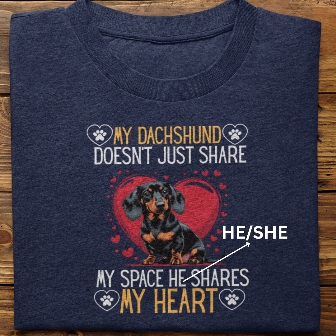 Dachshund : Shares My Heart Tshirt Unisex