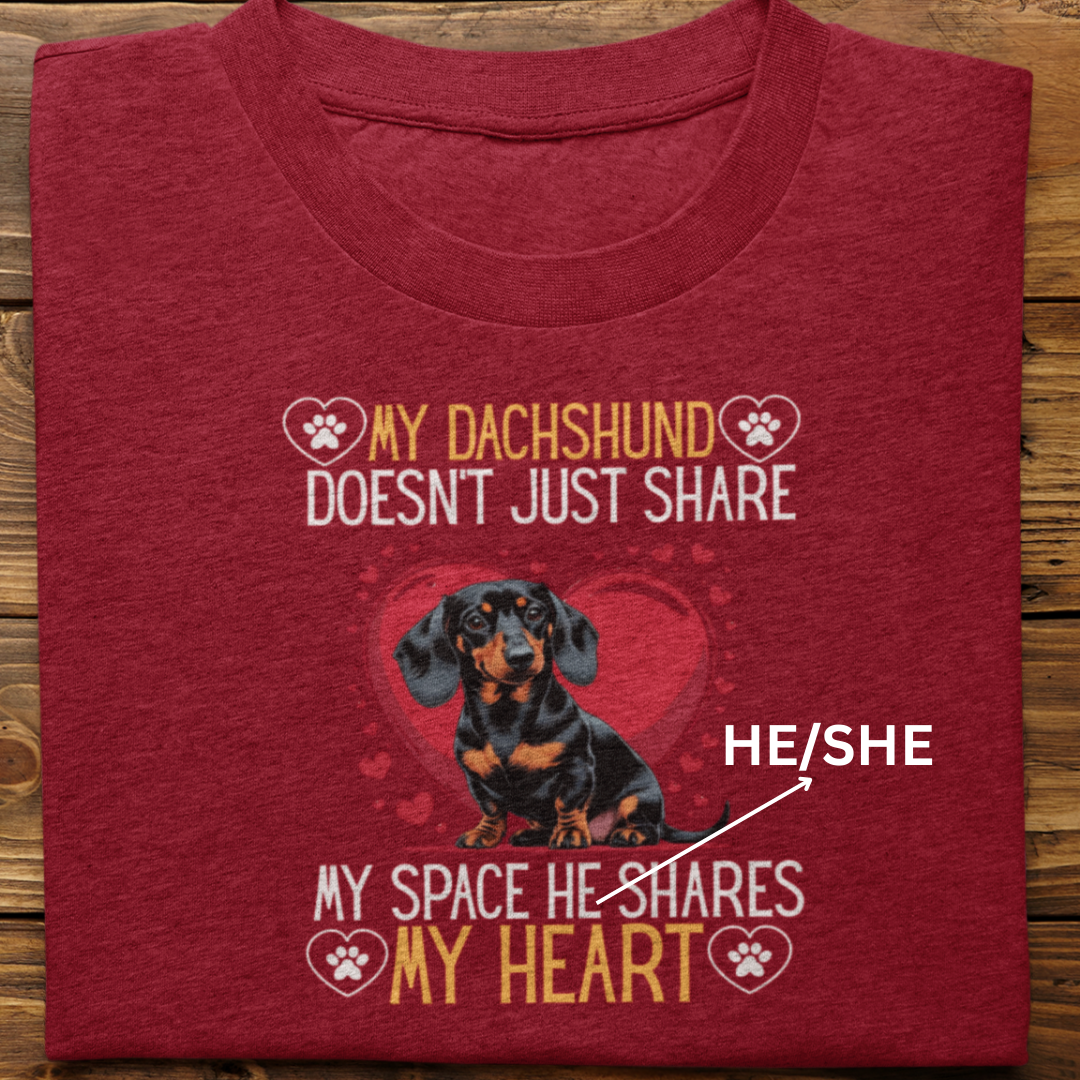 Dachshund : Shares My Heart Tshirt Unisex