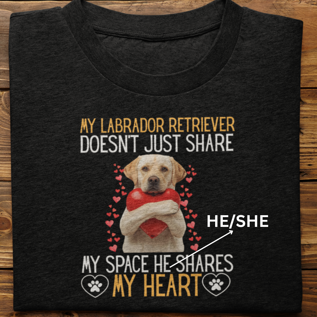 Labrador Retriever : Shares My Heart Tshirt Unisex(White)