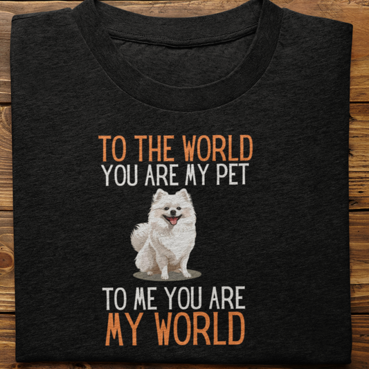 Pomeranian : To the World Hug Tshirt unisex