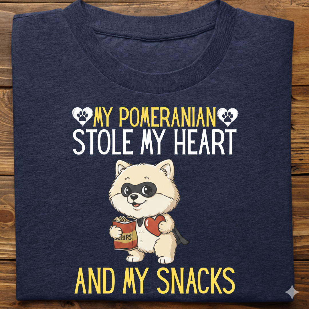 Pomeranian : Stole My Snacks Tshirt Unisex